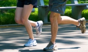 Jogging_couple_-_legs